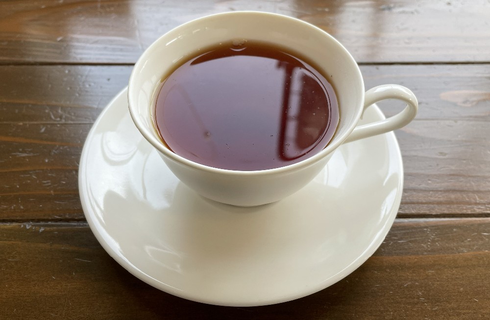 「紅茶専門店TEAROOM TAURET」江﨑さんに淹れていただいた紅茶